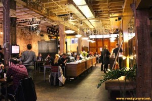 places to eat outside in melbourne