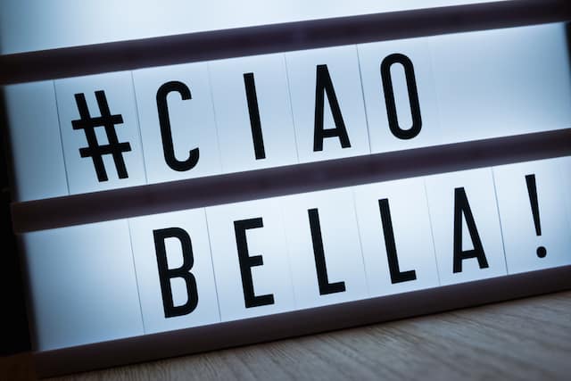 Common Italian Greetings and Slang